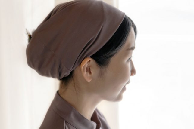 就寝中の髪の摩擦ダメージ