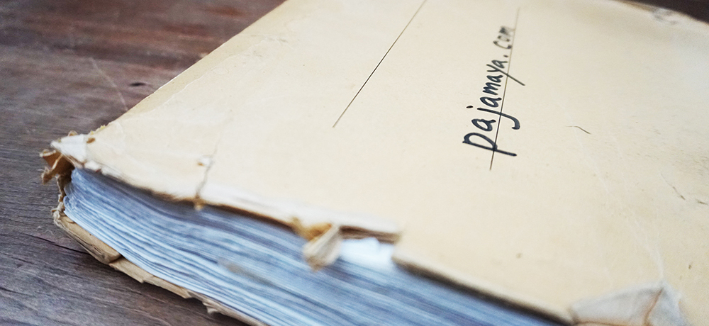 20年前のオリジナル生地作り、パジャマ作りの記録が載った黄色い古いファイル