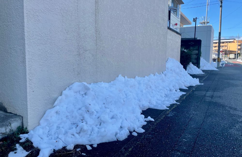 “雪かきで集めた”雪