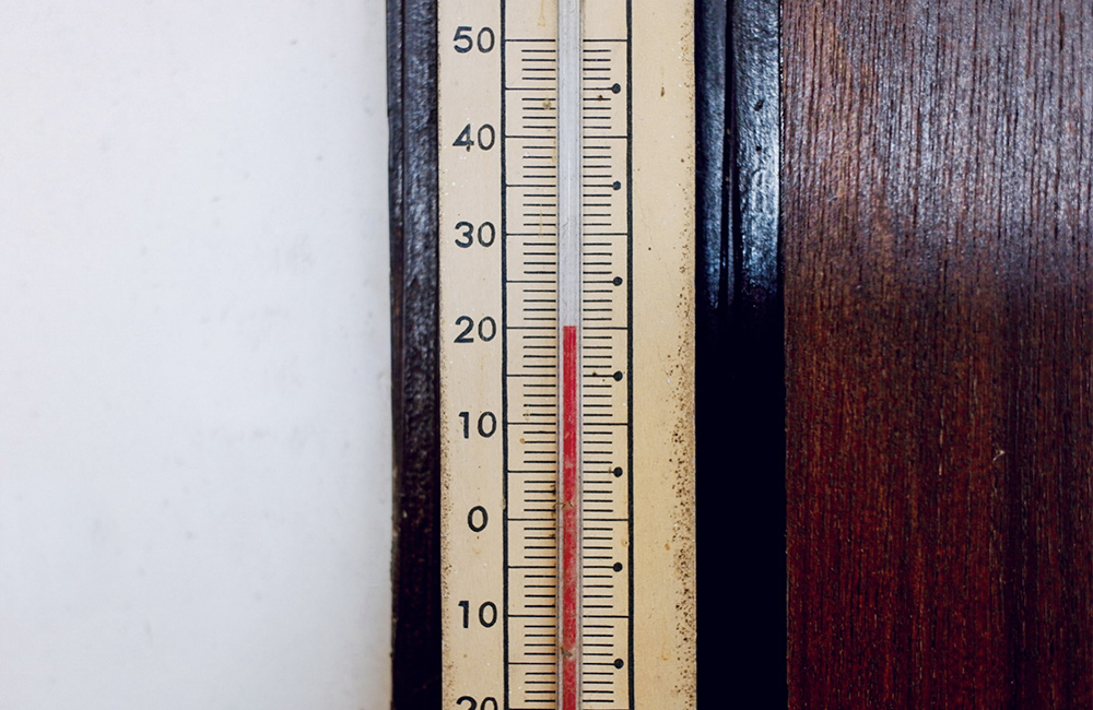季節の変わり目　朝晩の寒暖差　夏　秋　20度以下