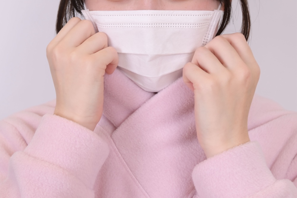 パジャマ屋IZUMM 男女兼用　ラップタートルパジャマ　首元