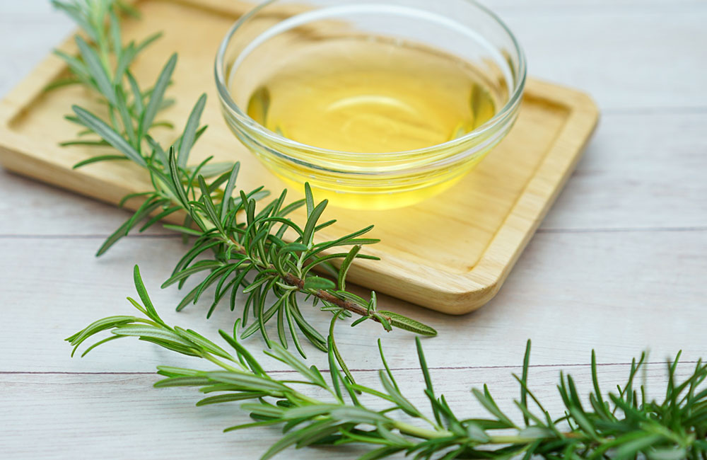 ローズマリーの精油