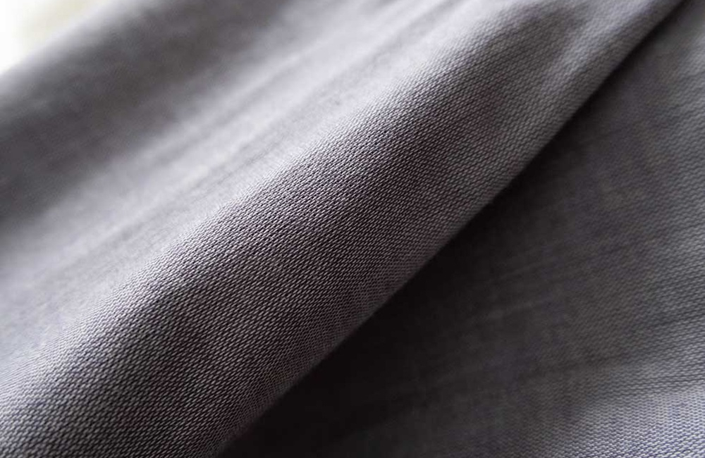 お肌にあたる部分は綿100％