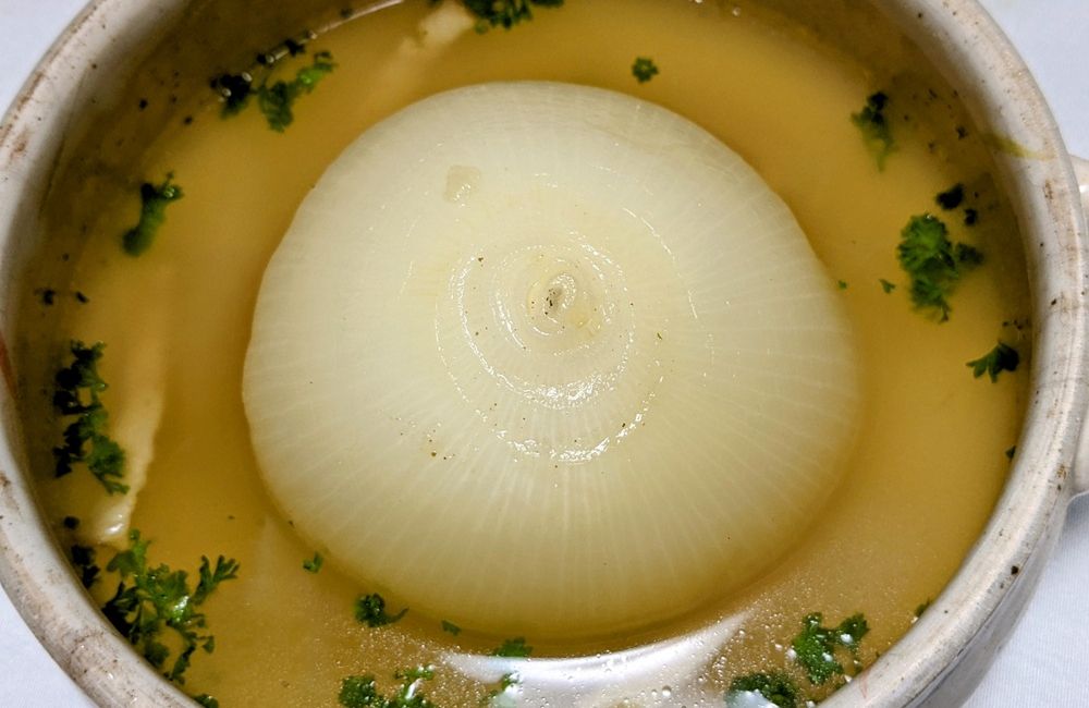 新玉ねぎのスープ